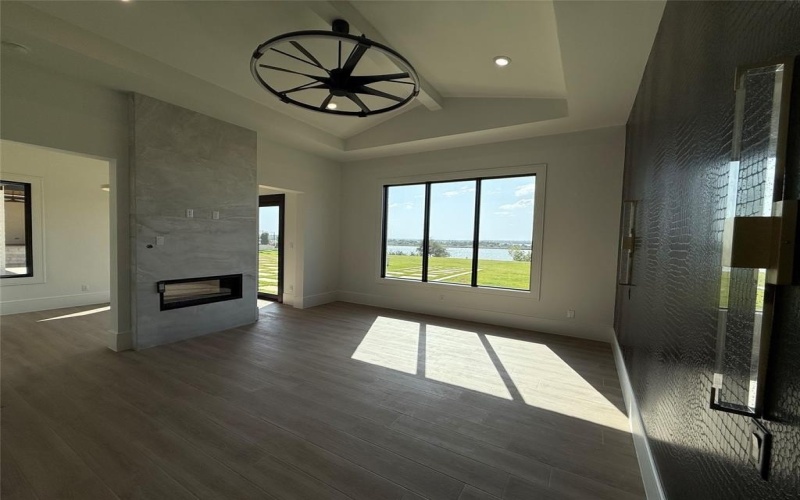 3023 Southern Rise Court, Granbury, TX 76049, 5 Bedrooms Bedrooms, ,7 BathroomsBathrooms,Residential,For Sale,3023 Southern Rise Court,20974731
