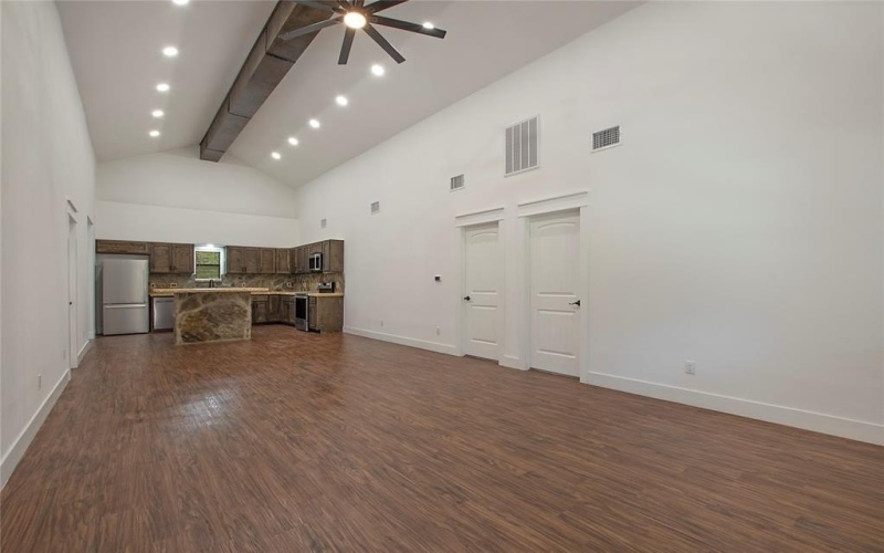 7631 Double Bridge Road, Mabank, TX 75156, 4 Habitaciones Habitaciones , ,2 BañosBaños,Residential,En Venta,7631 Double Bridge Road,20978143