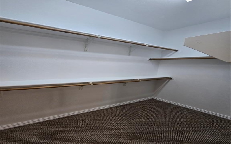 3808 Vienna Street, Irving, TX 75038, 4 Bedrooms Bedrooms, ,3 BathroomsBathrooms,Residential Lease,For Rent,3808 Vienna Street,20978228