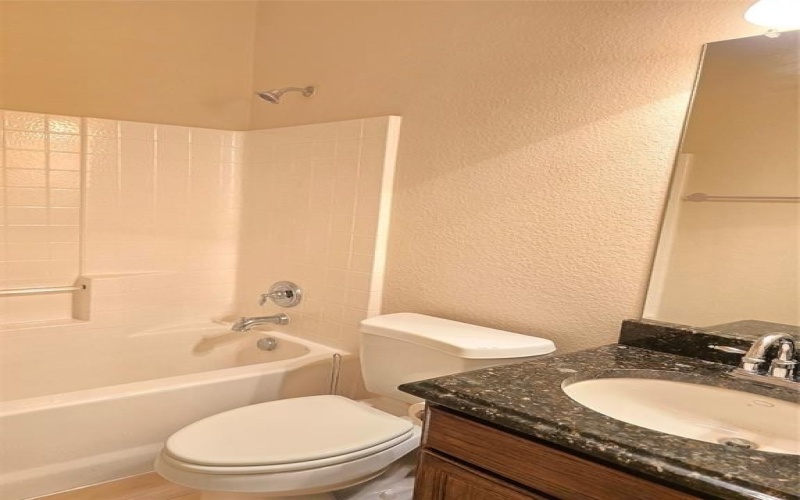 3808 Vienna Street, Irving, TX 75038, 4 Bedrooms Bedrooms, ,3 BathroomsBathrooms,Residential Lease,For Rent,3808 Vienna Street,20978228