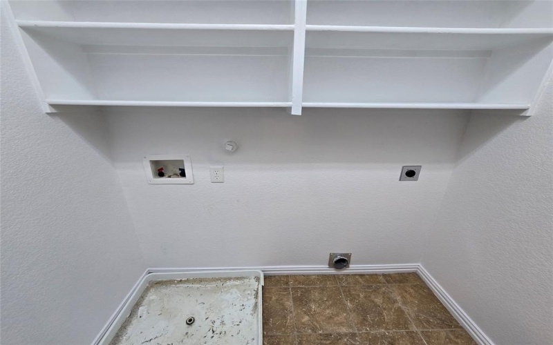3808 Vienna Street, Irving, TX 75038, 4 Bedrooms Bedrooms, ,3 BathroomsBathrooms,Residential Lease,For Rent,3808 Vienna Street,20978228