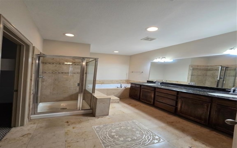 3808 Vienna Street, Irving, TX 75038, 4 Bedrooms Bedrooms, ,3 BathroomsBathrooms,Residential Lease,For Rent,3808 Vienna Street,20978228