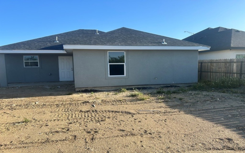 2873 Garden View Dr., Eagle Pass, TX 78852, 3 Bedrooms Bedrooms, ,2 BathroomsBathrooms,Residential,For Sale,2873 Garden View Dr.,81380