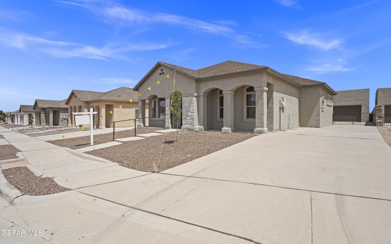 14373 Nick Drahos Lane, Horizon City, TX 79928, 4 Habitaciones Habitaciones , ,2 BañosBaños,Residential,En Venta,14373 Nick Drahos Lane,925156