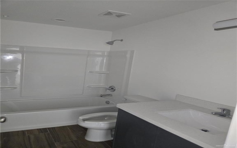 1506 W B Street, Mission, TX 78572, 2 Bedrooms Bedrooms, ,2 BathroomsBathrooms,Residential,For Sale,1506 W B Street,474399