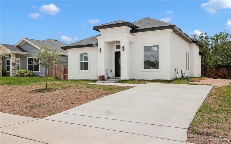 5018 Birch Street, Edinburg, TX 78541, 3 Bedrooms Bedrooms, ,2 BathroomsBathrooms,Residential,For Sale,5018 Birch Street,474420