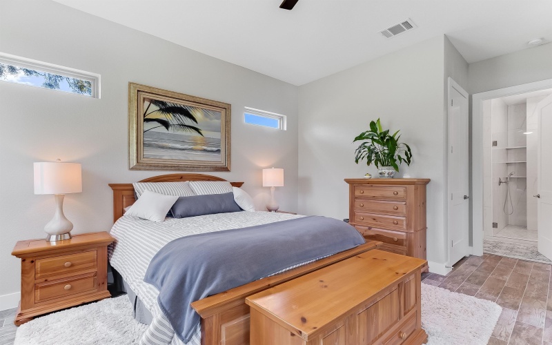 317 Parallel Circle, Horseshoe Bay, TX 78657, 2 Bedrooms Bedrooms, ,2 BathroomsBathrooms,Residential,For Sale,317 Parallel Circle,173983