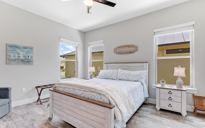 317 Parallel Circle, Horseshoe Bay, TX 78657, 2 Bedrooms Bedrooms, ,2 BathroomsBathrooms,Residential,For Sale,317 Parallel Circle,173983