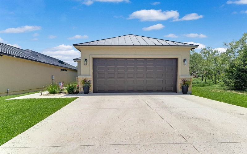 317 Parallel Circle, Horseshoe Bay, TX 78657, 2 Bedrooms Bedrooms, ,2 BathroomsBathrooms,Residential,For Sale,317 Parallel Circle,173983