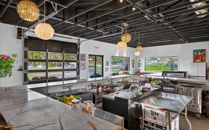 105 N US HWY 281, Johnson City, TX 78636, ,Commercial Sale,For Sale,105 N US HWY 281,173993
