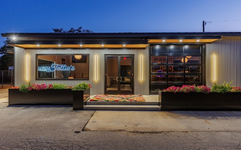 105 N US HWY 281, Johnson City, TX 78636, ,Commercial Sale,For Sale,105 N US HWY 281,173993