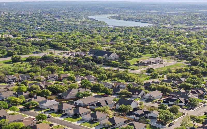 1305 Laurel Cove, Marble Falls, TX 78654, 3 Bedrooms Bedrooms, ,2 BathroomsBathrooms,Residential,For Sale,1305 Laurel Cove,173997