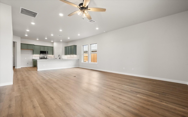 6002 Volney Avenue, Lubbock, TX 79407, 3 Bedrooms Bedrooms, ,2 BathroomsBathrooms,Residential,For Sale,6002 Volney Avenue,202556759