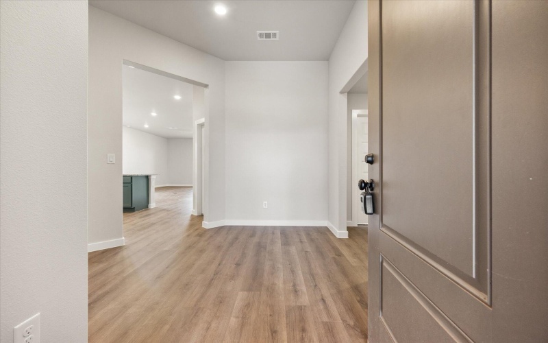 6002 Volney Avenue, Lubbock, TX 79407, 3 Bedrooms Bedrooms, ,2 BathroomsBathrooms,Residential,For Sale,6002 Volney Avenue,202556759