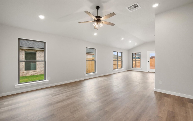 6004 Volney Avenue, Lubbock, TX 79407, 4 Bedrooms Bedrooms, ,2 BathroomsBathrooms,Residential,For Sale,6004 Volney Avenue,202556760