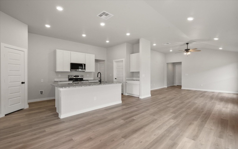 6004 Volney Avenue, Lubbock, TX 79407, 4 Bedrooms Bedrooms, ,2 BathroomsBathrooms,Residential,For Sale,6004 Volney Avenue,202556760