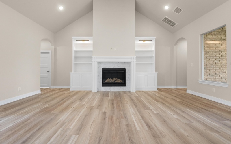 4604 141st Street, Lubbock, TX 79424, 4 Bedrooms Bedrooms, ,3 BathroomsBathrooms,Residential,For Sale,4604 141st Street,202556781