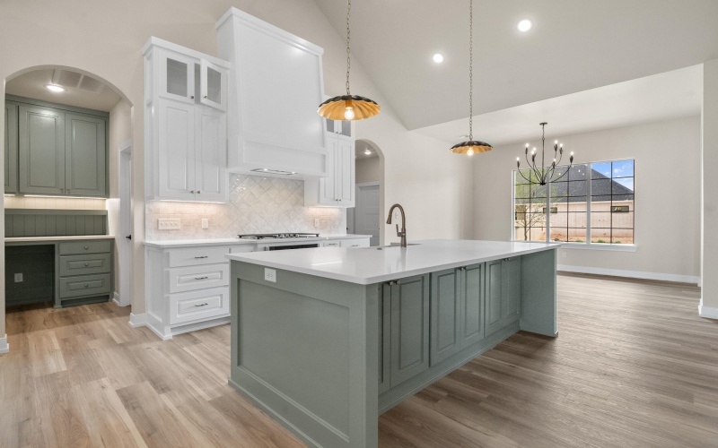 4604 141st Street, Lubbock, TX 79424, 4 Bedrooms Bedrooms, ,3 BathroomsBathrooms,Residential,For Sale,4604 141st Street,202556781