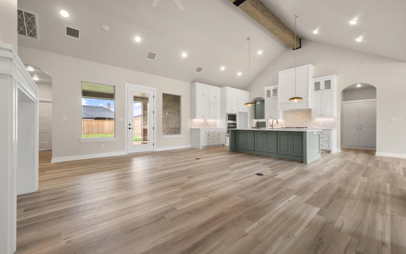 4604 141st Street, Lubbock, TX 79424, 4 Bedrooms Bedrooms, ,3 BathroomsBathrooms,Residential,For Sale,4604 141st Street,202556781