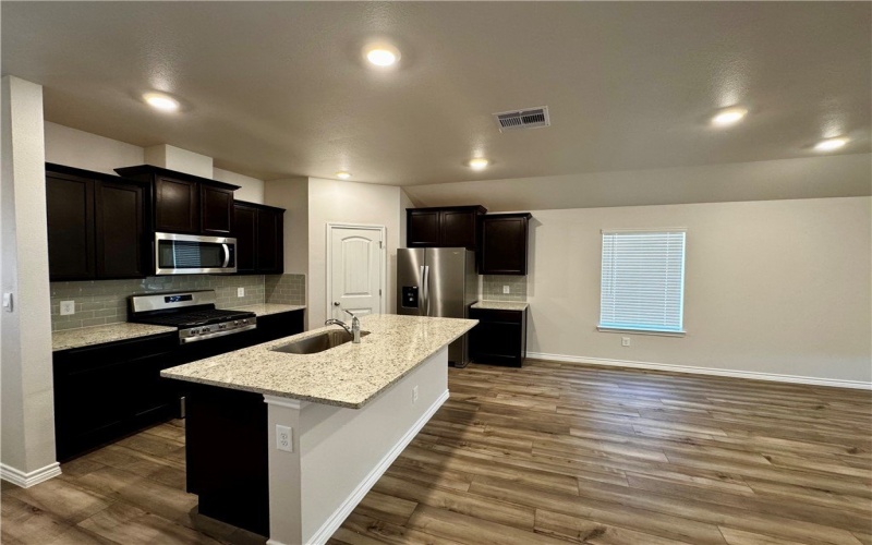2610 Fitch Price Way, Corpus Christi, TX 78415, 4 Habitaciones Habitaciones , ,2 BañosBaños,Residential,En Venta,2610 Fitch Price Way,457496
