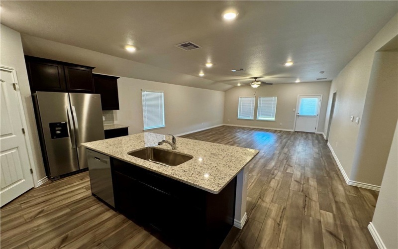 2610 Fitch Price Way, Corpus Christi, TX 78415, 4 Habitaciones Habitaciones , ,2 BañosBaños,Residential,En Venta,2610 Fitch Price Way,457496