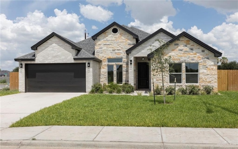 5706 N 44th Lane, McAllen, TX 78504, 3 Bedrooms Bedrooms, ,2 BathroomsBathrooms,Residential,For Sale,5706 N 44th Lane,474512