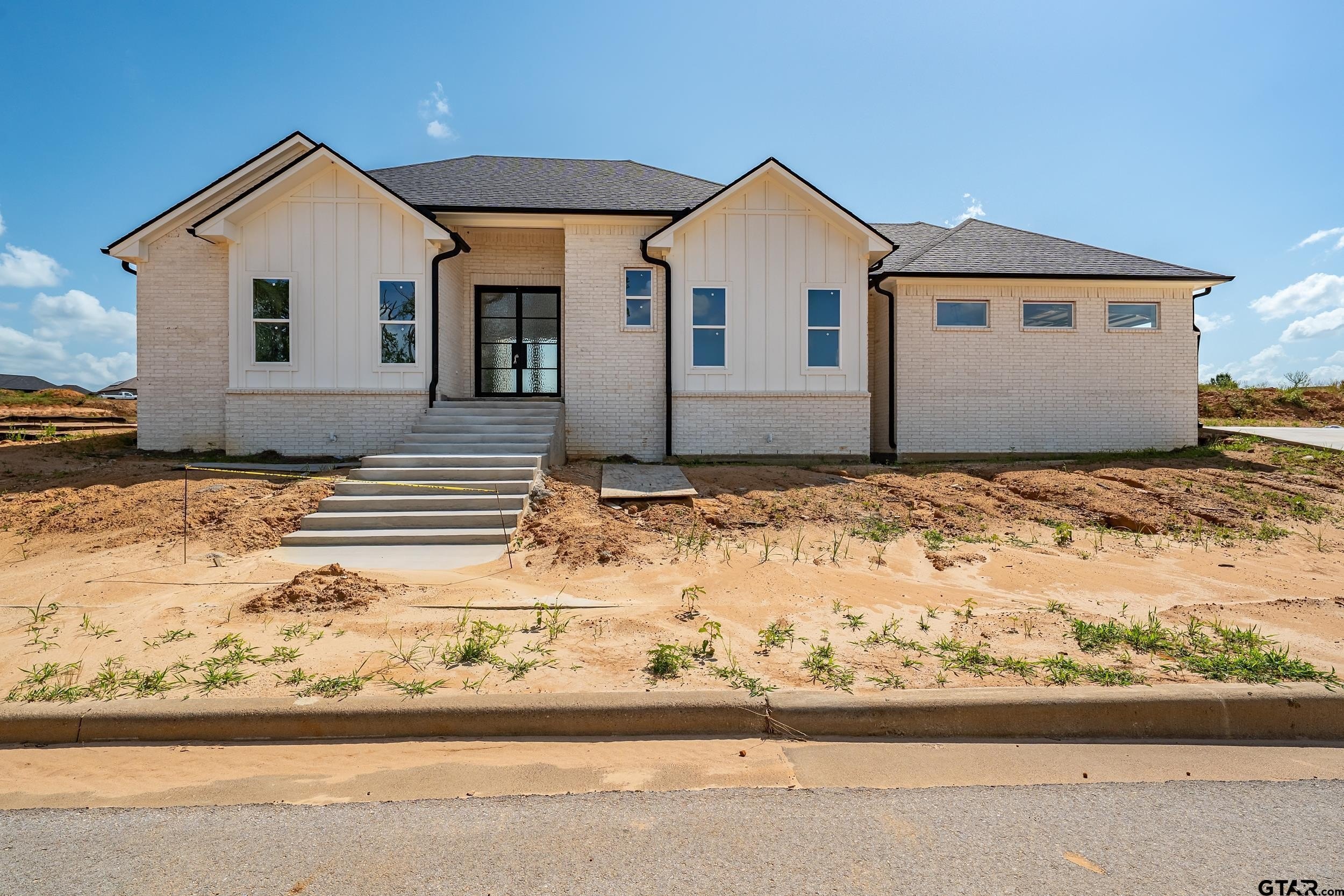 606 Prince Ln, Tyler, TX 75704, 4 Habitaciones Habitaciones , ,2 BañosBaños,Residential,En Venta,606 Prince Ln,25009626