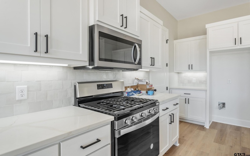 606 Prince Ln, Tyler, TX 75704, 4 Habitaciones Habitaciones , ,2 BañosBaños,Residential,En Venta,606 Prince Ln,25009626