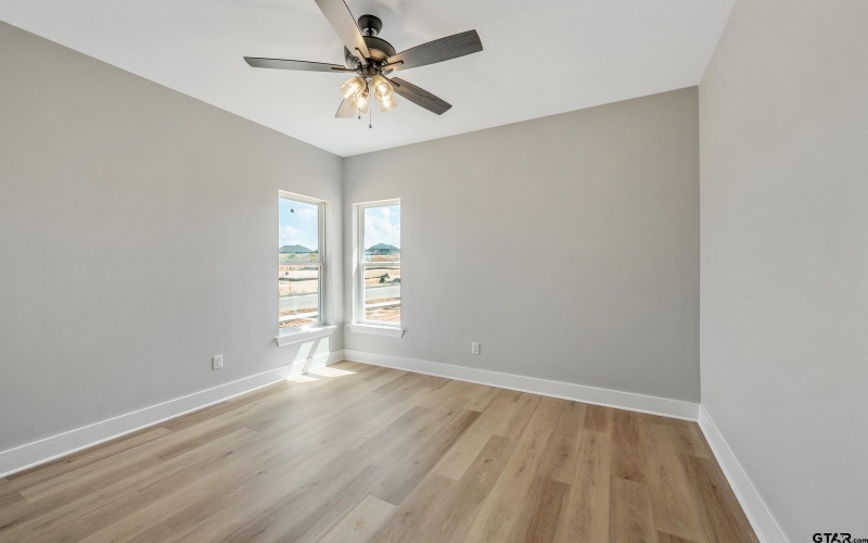 606 Prince Ln, Tyler, TX 75704, 4 Habitaciones Habitaciones , ,2 BañosBaños,Residential,En Venta,606 Prince Ln,25009626
