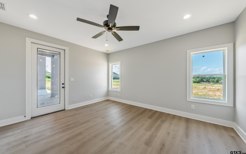 636 Prince Lane, Tyler, TX 75704, 4 Habitaciones Habitaciones , ,2 BañosBaños,Residential,En Venta,636 Prince Lane,25009627