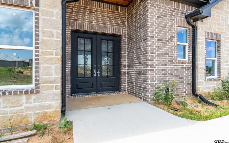 636 Prince Lane, Tyler, TX 75704, 4 Habitaciones Habitaciones , ,2 BañosBaños,Residential,En Venta,636 Prince Lane,25009627