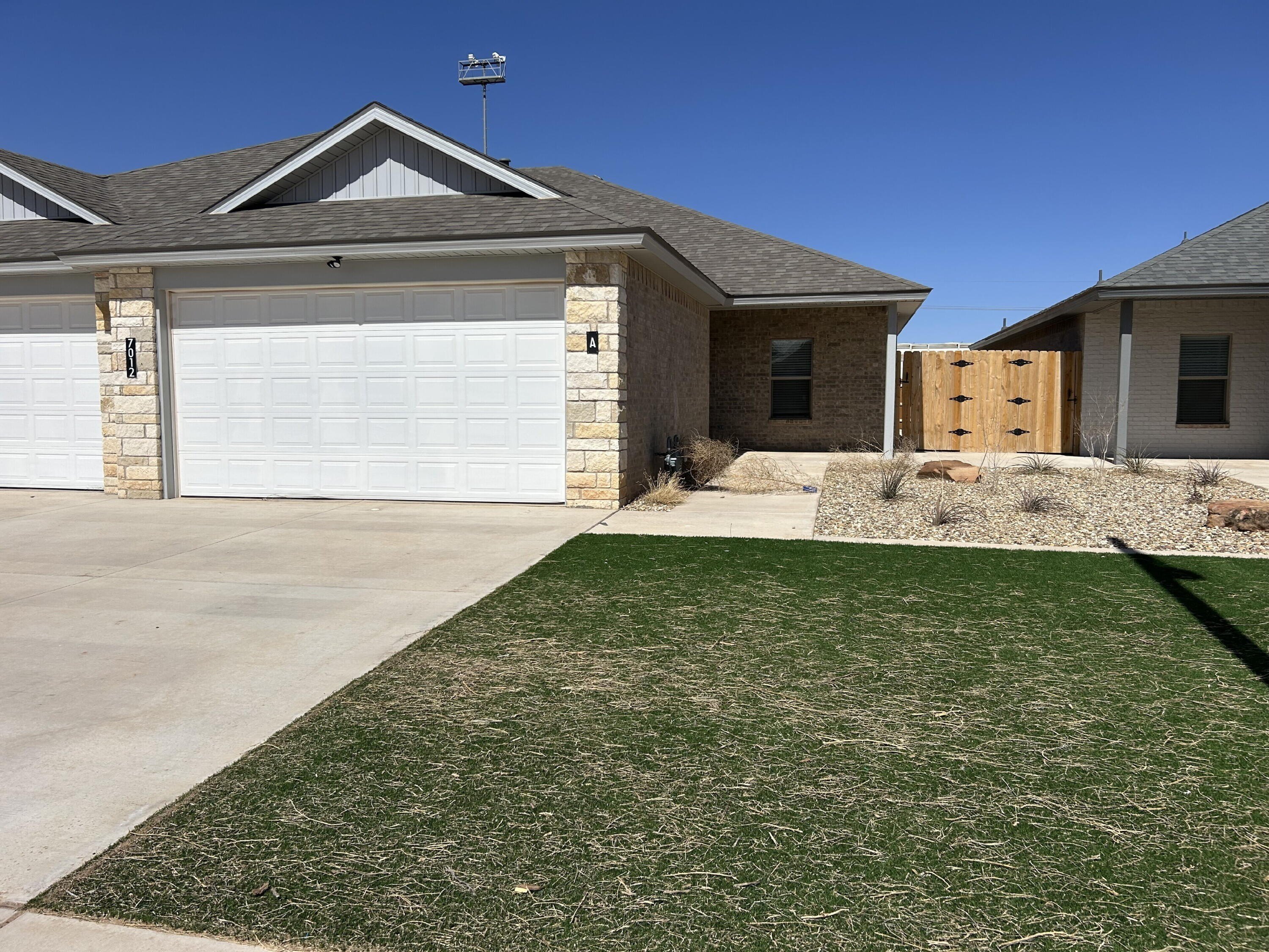 7012 40th Street #A, Lubbock, TX 79407, 3 Bedrooms Bedrooms, ,2 BathroomsBathrooms,Residential Lease,For Rent,7012 40th Street,202556835