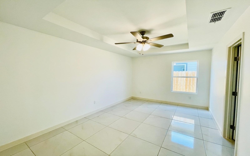 3701 Birge Dr., LAREDO, TX 78046, 4 Bedrooms Bedrooms, ,2 BathroomsBathrooms,Residential,For Sale,3701 Birge Dr.,20252705