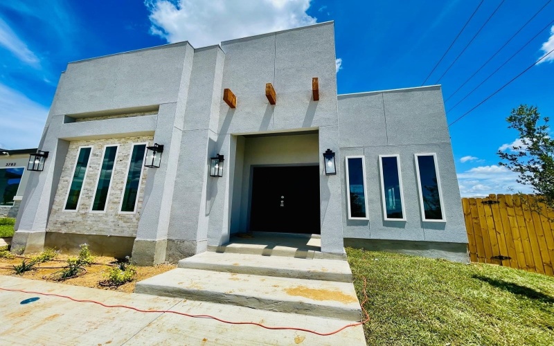 3701 Birge Dr., LAREDO, TX 78046, 4 Bedrooms Bedrooms, ,2 BathroomsBathrooms,Residential,For Sale,3701 Birge Dr.,20252705