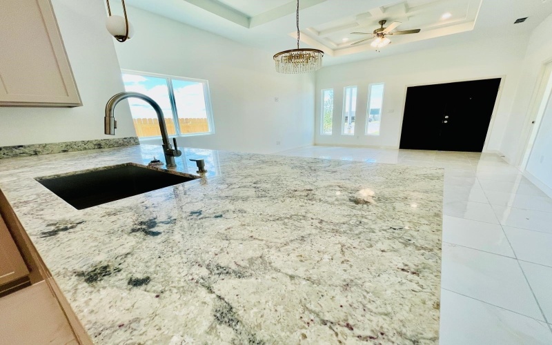 3701 Birge Dr., LAREDO, TX 78046, 4 Bedrooms Bedrooms, ,2 BathroomsBathrooms,Residential,For Sale,3701 Birge Dr.,20252705
