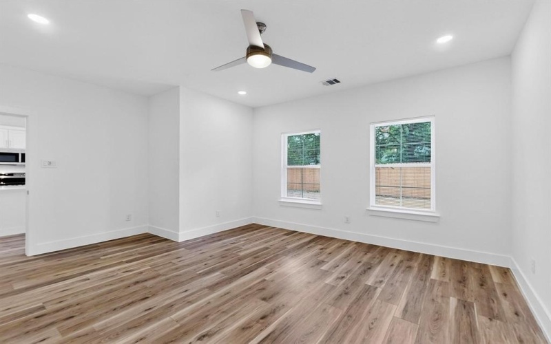 103 S Alma Avenue, Kerens, TX 75144, 3 Bedrooms Bedrooms, ,2 BathroomsBathrooms,Residential,For Sale,103 S Alma Avenue,20970574