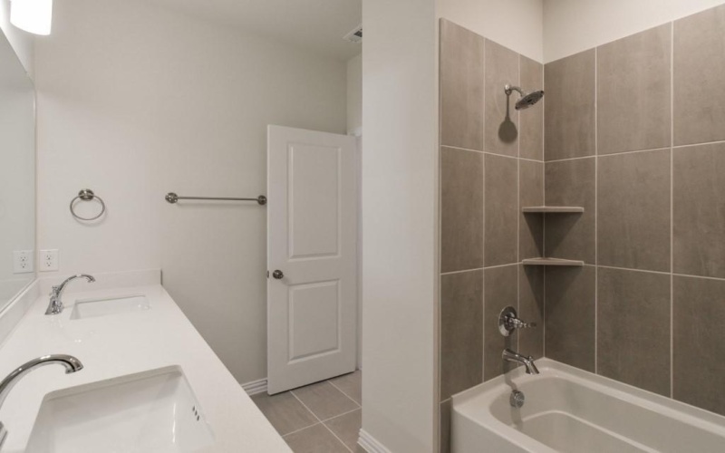 2805 Jacaranda Drive, McKinney, TX 75071, 3 Bedrooms Bedrooms, ,2 BathroomsBathrooms,Residential Lease,For Rent,2805 Jacaranda Drive,20976394