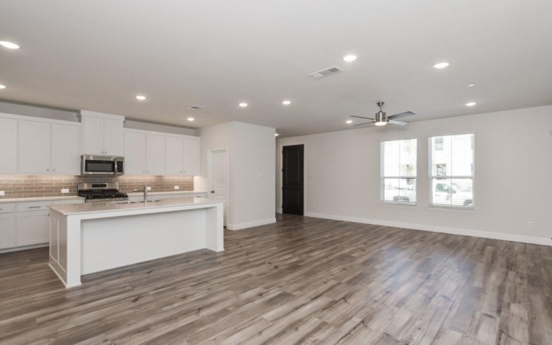 2805 Jacaranda Drive, McKinney, TX 75071, 3 Bedrooms Bedrooms, ,2 BathroomsBathrooms,Residential Lease,For Rent,2805 Jacaranda Drive,20976394