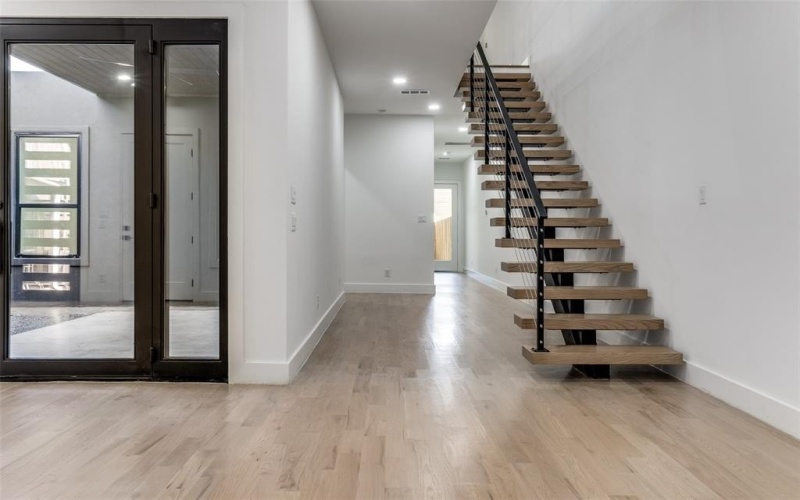 1521 N Haskell Avenue, Dallas, TX 75204, 3 Habitaciones Habitaciones , ,2 BañosBaños,Residential,En Venta,1521 N Haskell Avenue,20978269
