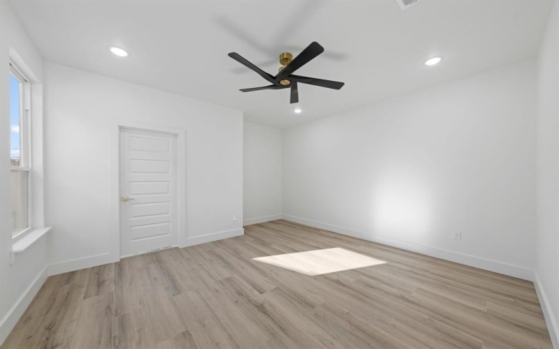 2635 Pennsylvania Avenue, Dallas, TX 75215, 4 Habitaciones Habitaciones , ,2 BañosBaños,Residential,En Venta,2635 Pennsylvania Avenue,20978301
