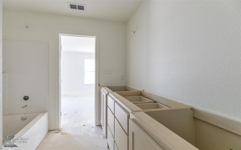 5533 N 10th, Abilene, TX 79603, 3 Bedrooms Bedrooms, ,2 BathroomsBathrooms,Residential,For Sale,5533 N 10th,20978742