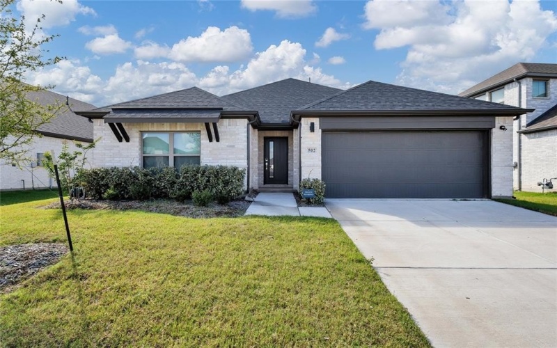 502 Huntley Drive, McKinney, TX 75071, 3 Bedrooms Bedrooms, ,2 BathroomsBathrooms,Residential Lease,For Rent,502 Huntley Drive,20979253