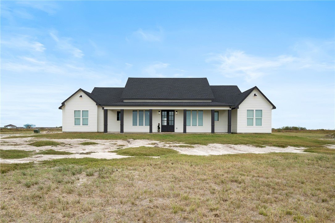202 Drum Drive, Rockport, TX 78382, 4 Bedrooms Bedrooms, ,3 BathroomsBathrooms,Residential,For Sale,202 Drum Drive,451802