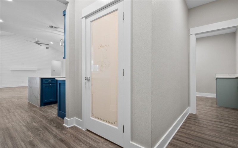 202 Drum Drive, Rockport, TX 78382, 4 Habitaciones Habitaciones , ,3 BañosBaños,Residential,En Venta,202 Drum Drive,451802