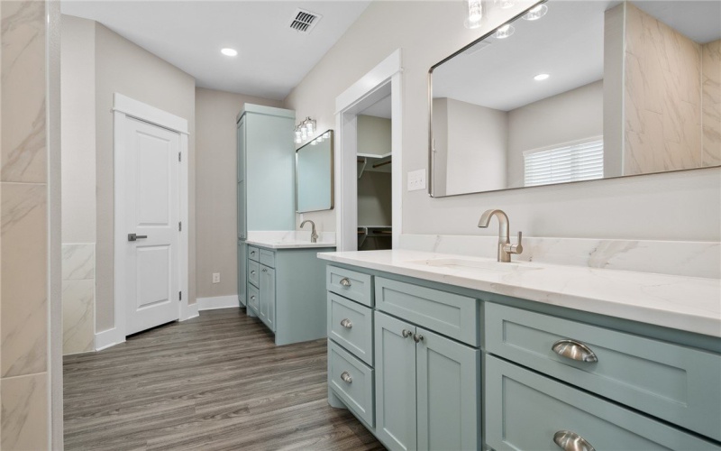 202 Drum Drive, Rockport, TX 78382, 4 Habitaciones Habitaciones , ,3 BañosBaños,Residential,En Venta,202 Drum Drive,451802
