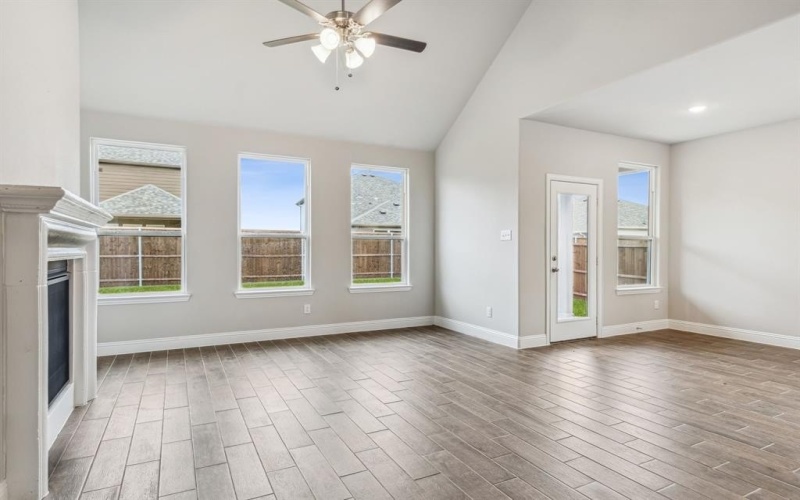 1836 Acosta Drive, Forney, TX 75126, 5 Bedrooms Bedrooms, ,3 BathroomsBathrooms,Residential,For Sale,1836 Acosta Drive,20978907