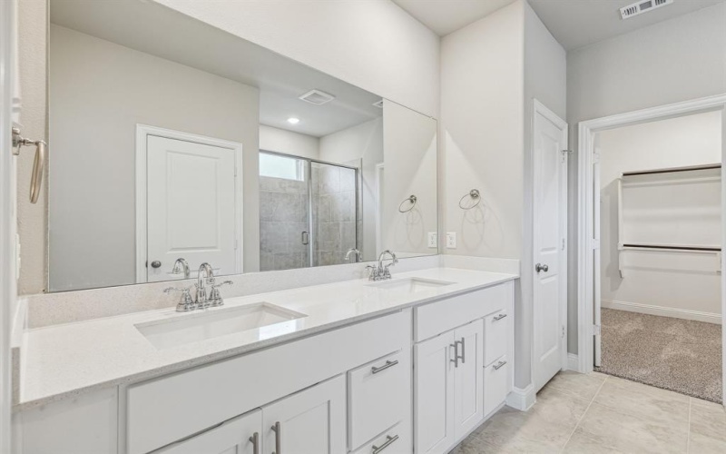 1836 Acosta Drive, Forney, TX 75126, 5 Bedrooms Bedrooms, ,3 BathroomsBathrooms,Residential,For Sale,1836 Acosta Drive,20978907