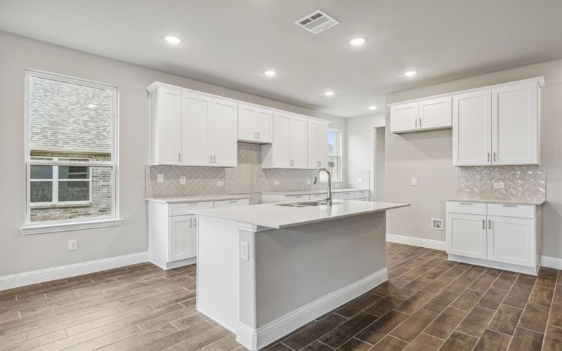 1836 Acosta Drive, Forney, TX 75126, 5 Bedrooms Bedrooms, ,3 BathroomsBathrooms,Residential,For Sale,1836 Acosta Drive,20978907