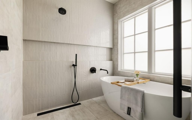 3939 Hawthorne #103, Dallas, TX 75219, 3 Bedrooms Bedrooms, ,3 BathroomsBathrooms,Residential,For Sale,3939 Hawthorne,20978985
