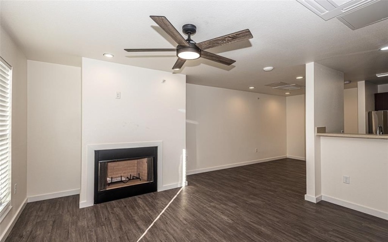 3022 Forest Lane #117, Dallas, TX 75234, 1 Bedroom Bedrooms, ,1 BathroomBathrooms,Residential Lease,For Rent,3022 Forest Lane,20979000